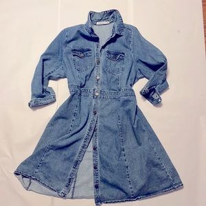 100% cotton Denim button front dress coat topper JustFab 2X versatile blue